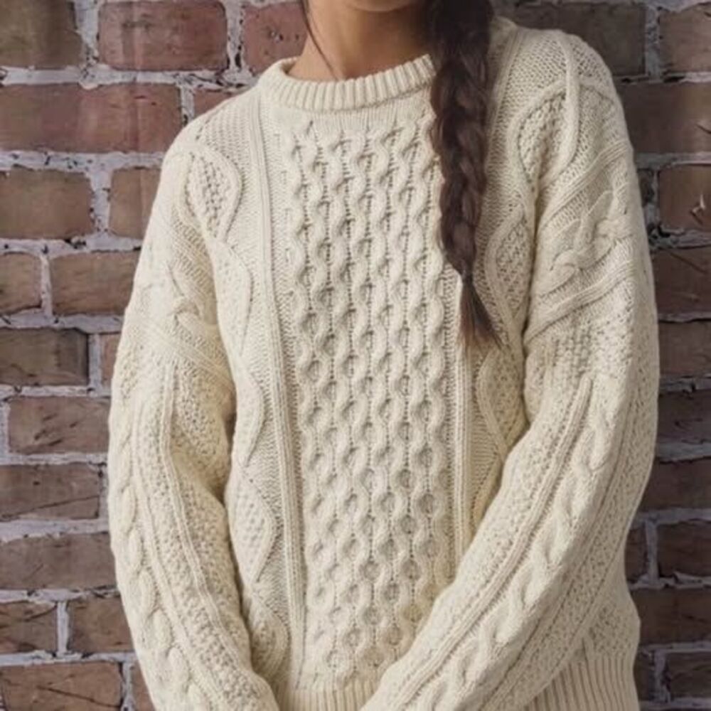 Vtg mens M/L Gap wool blend Cream Cable Knit fisherman Sweater